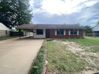 112 S Parkview Dr, Trumann, AR 72472