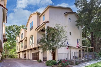 4515 Floyd St Unit F, Houston, TX 77007