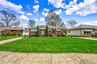7195 Beresford Ave, Parma, OH 44130
