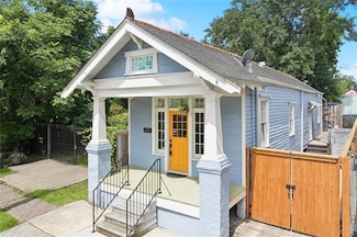 1034 Mazant St, New Orleans, LA 70117