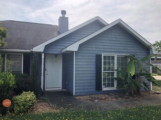 40 Farmbrook Dr, Fort Mitchell, AL 36856