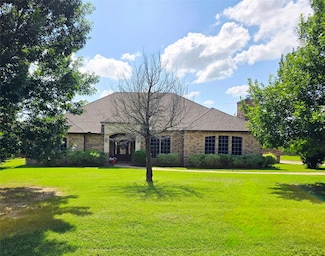 1921 Willow Bend Dr, Red Oak, TX 75154