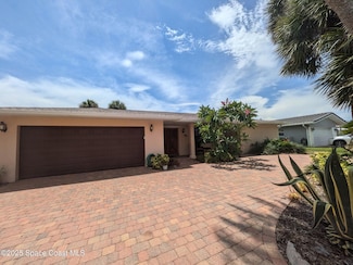 63 Yacht Haven Dr, Cocoa Beach, FL 32931