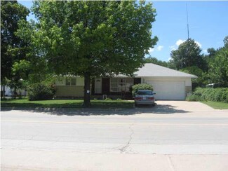 111 S Jefferson St, Eureka, KS 67045