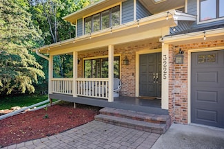 3225 Bayside Rd, Long Lake, MN 55356