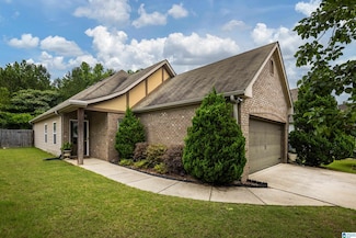 5296 Promenade Dr, Trussville, AL 35173