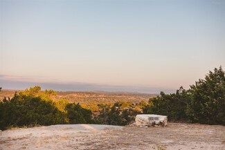 340 Ranch View Rd, Spicewood, TX 78669