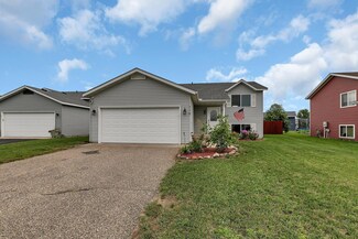 119 Jasmine Ln, Saint Joseph, MN 56374