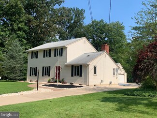 64 Wagon Bridge Run, Moorestown, NJ 08057