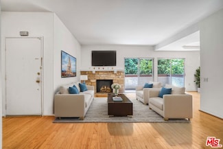 5534 Sylmar Ave Unit 5, Sherman Oaks, CA 91401