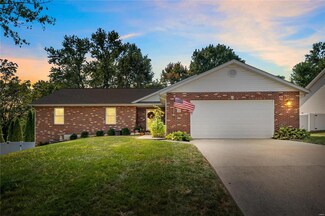 221 Longview Dr, Columbia, IL 62236