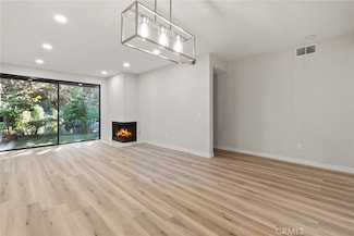 2504 W Macarthur Blvd, Santa Ana, CA 92704