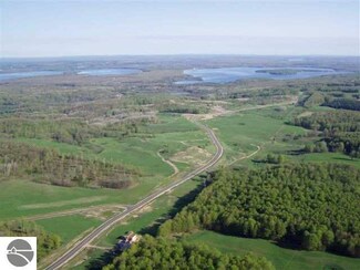 Unit 30 Saddle Horn Dr Unit 30, Grawn, MI 49637