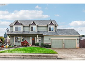 15054 Spyglass Ln, Oregon City, OR 97045
