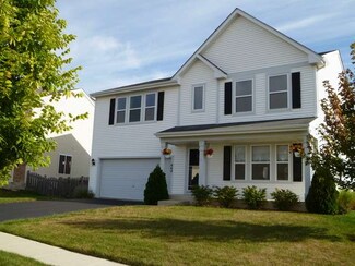464 Niagara Dr, Volo, IL 60073