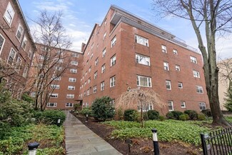 131 Sewall Ave Unit 33, Brookline, MA 02446