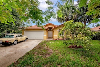 16859 Crestview Ln, Weston, FL 33326