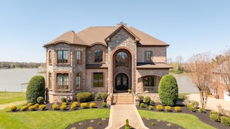 805 Plantation Blvd, Gallatin, TN 37066
