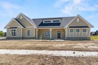 12219 Rain Lily Ct, Fort Wayne, IN 46814