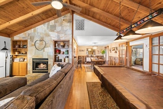 487 Creekside Cir, Central Point, OR 97502