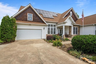 30 Linn Garden Ln, Swannanoa, NC 28778
