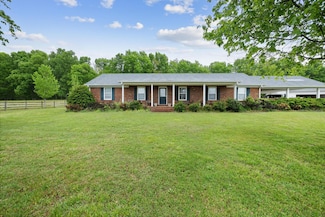 3293 E Jefferson Pike, Lascassas, TN 37085