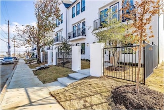 703 W Abram St, Arlington, TX 76013