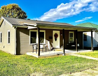 2630 S 10th St, Ironton, OH 45638