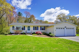 133 Westfield Dr, Holliston, MA 01746