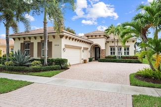 9926 SW Nuova Way, Port Saint Lucie, FL 34986