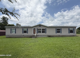 1157 Volunteer Dr, Troy, TN 38260
