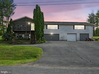 1648 Wampum Dr, Auburn, PA 17922