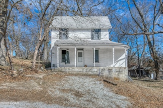 809 Cleveland St, Seneca, MO 64865