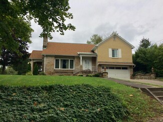 140 S 3rd Ave, Clarion, PA 16214