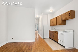 71 Gates Ave Unit 4, Brooklyn, NY 11238