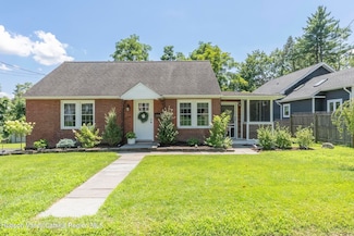 214 Lucas Ave, Kingston, NY 12401