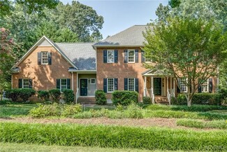 2310 Chartstone Dr, Midlothian, VA 23113