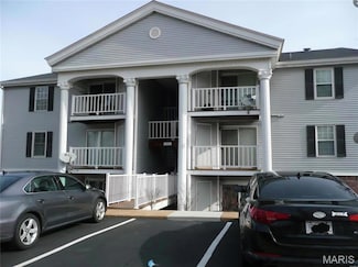 1231 Creve Coeur Crossing Ln Unit G, Chesterfield, MO 63017