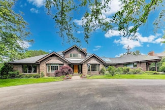 1710 Devonshire Ln, Lake Forest, IL 60045