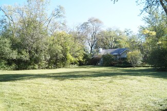 20895 Deerpath Rd, Deer Park, IL 60010