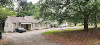 521 Adamson Ave, Carrollton, GA 30117