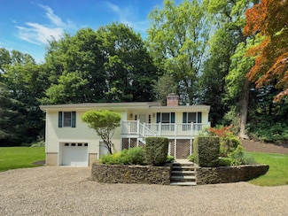 6 Jeffro Dr, Ridgefield, CT 06877