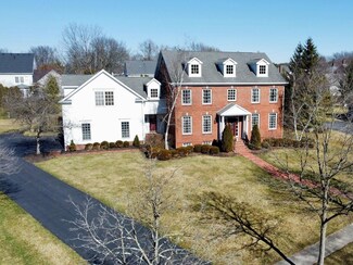5928 Evelyton Rd, New Albany, OH 43054