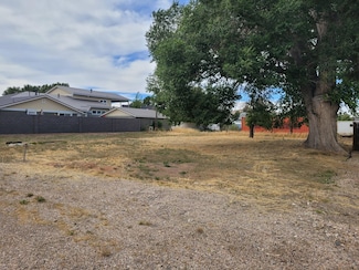 120 W 100 St S, Enterprise, UT 84725