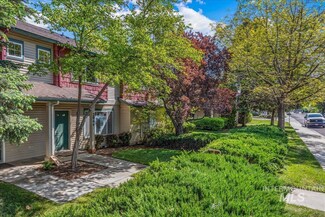 2944 Cherry Ln, Boise, ID 83705