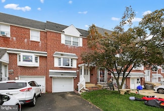 3327 Morning Glory Rd, Philadelphia, PA 19154