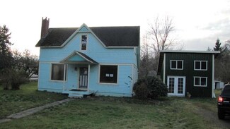 863 State Route 101, Chinook, WA 98614