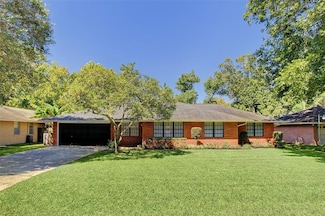 9010 Rockhurst Dr, Houston, TX 77080