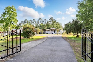 1417 Marlee Rd, Saint Johns, FL 32259