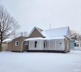 102 S Calhoun St, South Whitley, IN 46787